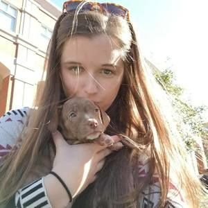 Meet your Posher, Danelle